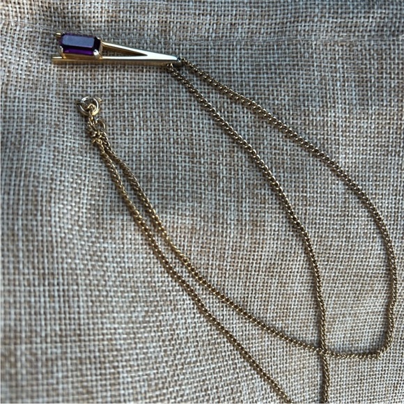 Avon Gold and Purple Pendant Necklace - Picture 7 of 7